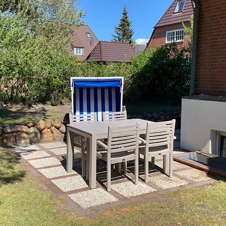 Luv &amp Lee, Whg 9 *