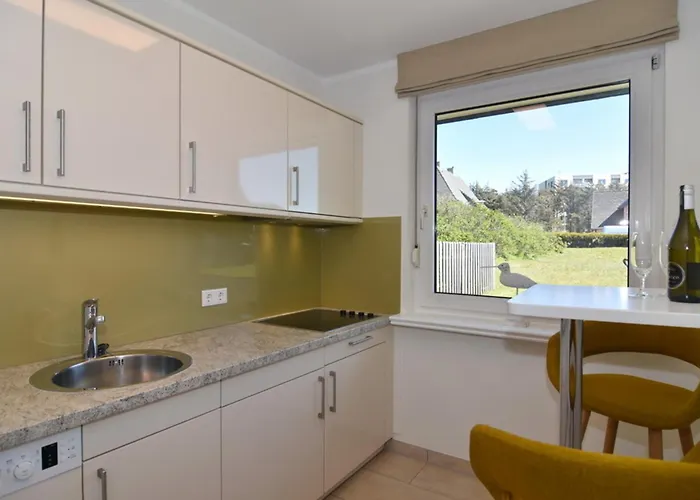 Luv &amp Lee, Whg 9 *