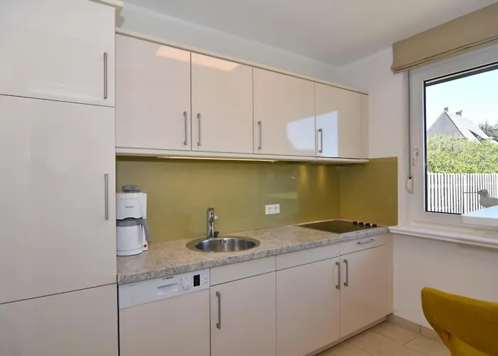 Luv &amp Lee, Whg 9 韦斯特兰